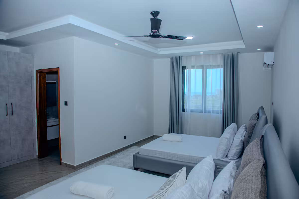 683b546a-68f2-4d40-8d5c-80479bb16811.avif