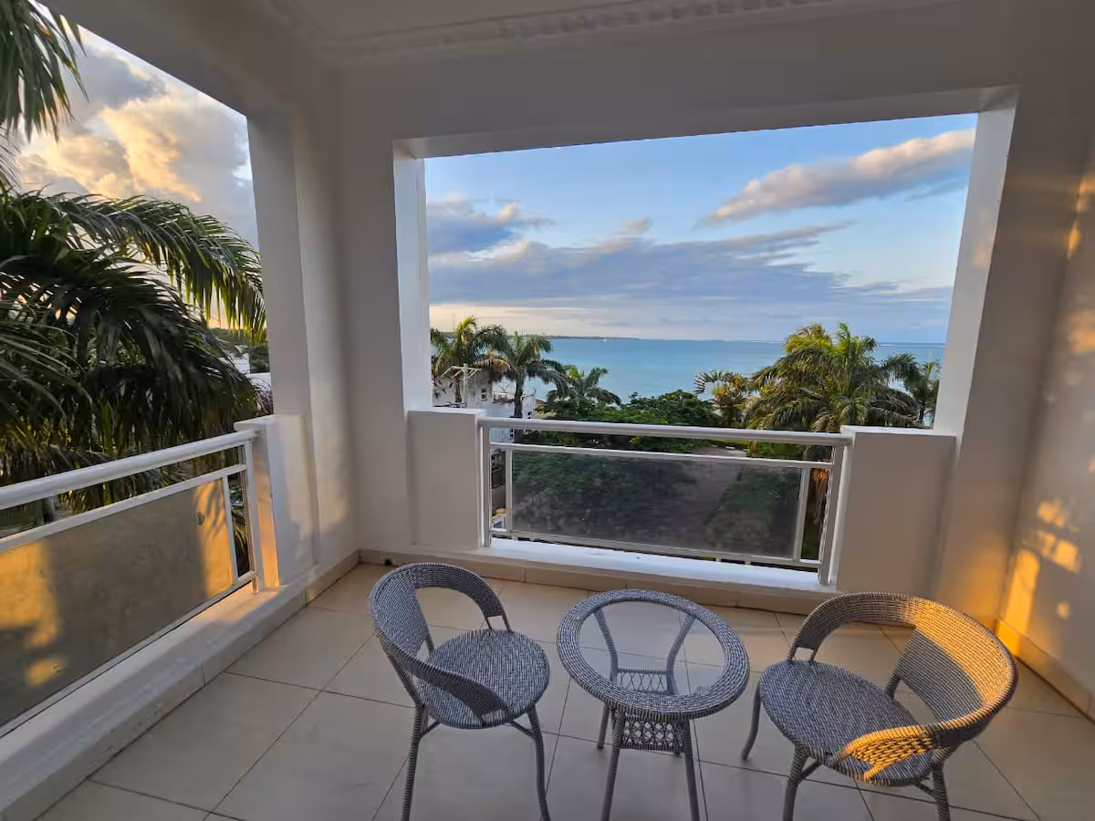 Balcony 3.avif