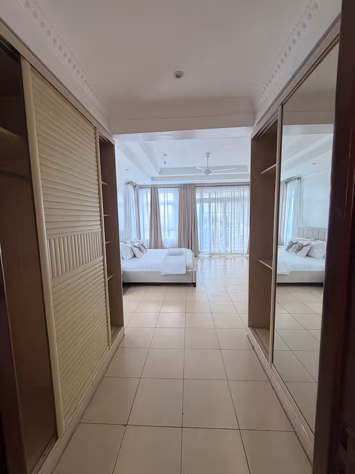 Master bedroom.avif